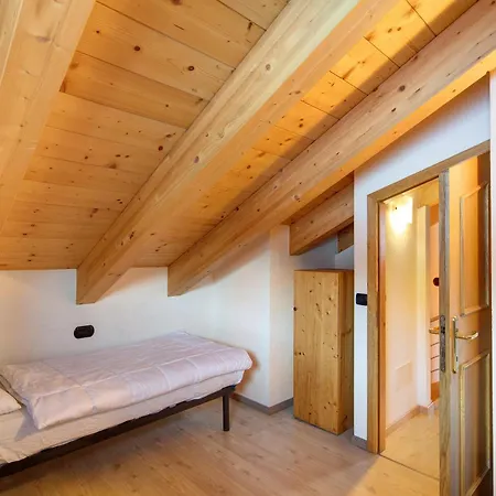 Arancione Al Bait Da Giulio Livigno
